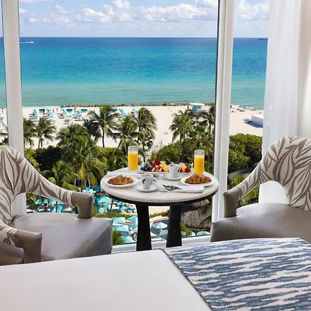 The Palms Hotel & Spa-3